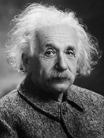 Albert Einstein, nhà bác học vĩ đại với tầm nhìn bao quát.