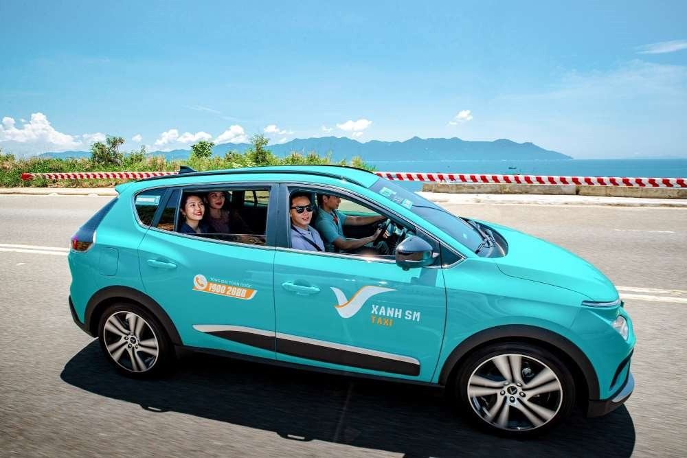 Taxi Xanh SM, lựa chọn di chuyển thân thiện với môi trường tại Vịnh Hạ Long