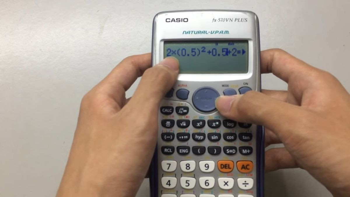 Ứng dụng tính năng TABLE để tìm nghiệm gần đúng một cách trực quan