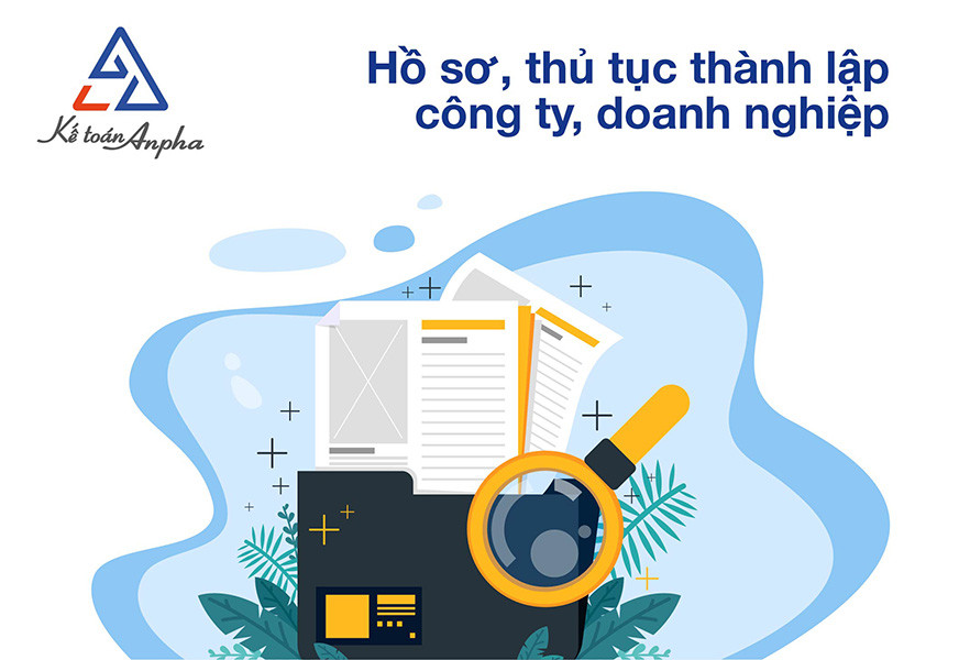 Hình ảnh các sản phẩm thủ công mỹ nghệ được trưng bày tại một hội chợ triển lãm, thể hiện cơ hội mở rộng thị trường cho các hộ kinh doanh.
