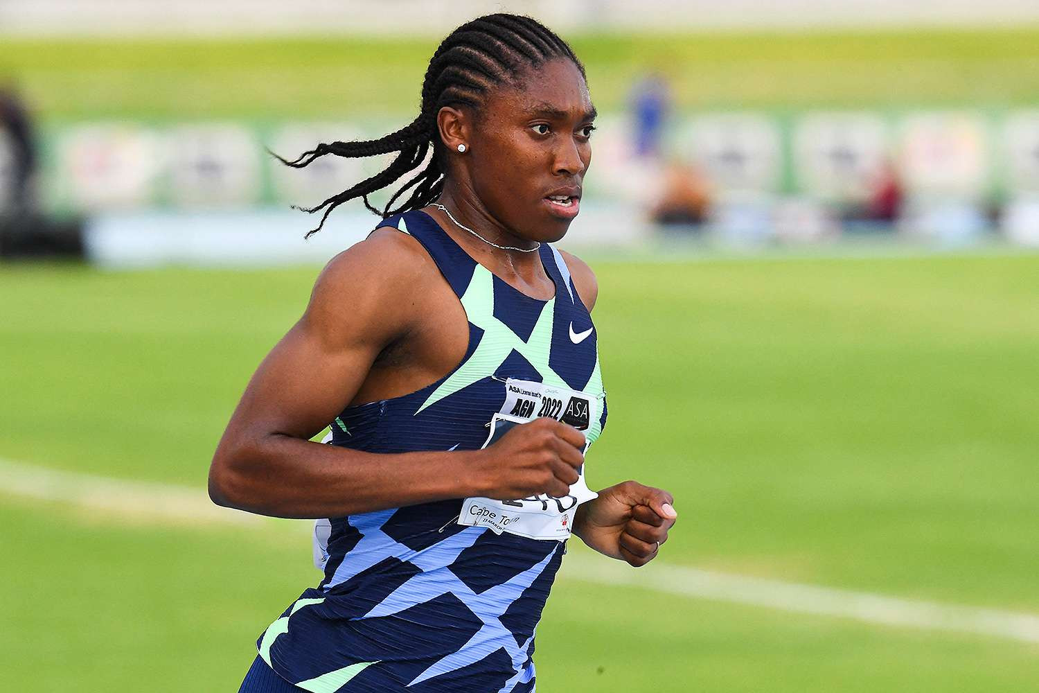 Caster Semenya, biểu tượng của sự kiên cường và đấu tranh cho quyền bình đẳng trong thể thao, vượt qua mọi rào cản để khẳng định bản thân
