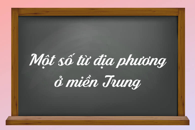 Hình ảnh một nhóm bạn trẻ đang trò chuyện với nhau bằng phương ngữ miền Trung.
