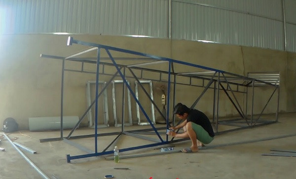 Làm chân bồn nước theo yêu cầu