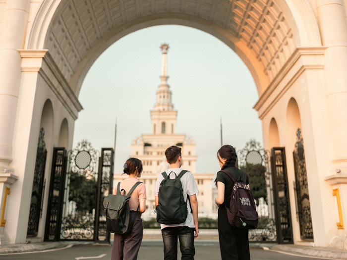 Cơ hội tiếp cận công nghệ ngày càng lớn sau cuộc cách mạng công nghiệp lần thứ ba, mở ra những tiềm năng mới cho sự phát triển và tiến bộ của xã hội.