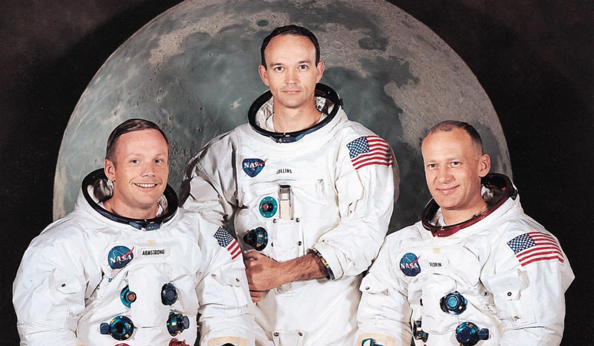 Neil Armstrong đặt chân lên Mặt Trăng năm 1969, một sự kiện lịch sử vĩ đại của nhân loại