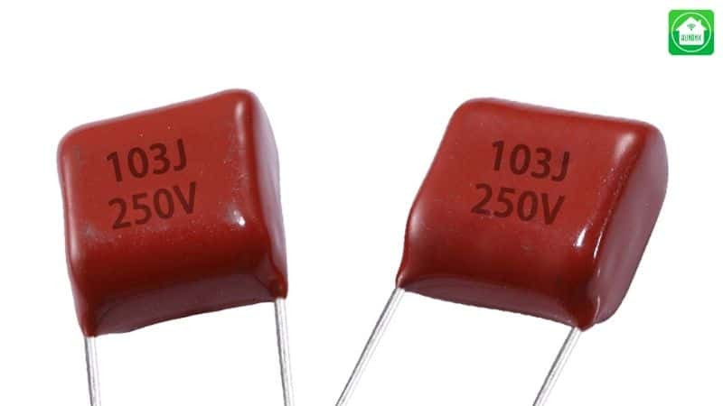 Tụ polyester