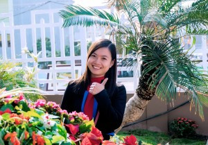 Cô Thu Trang - Giáo viên Văn THPT Tạ Uyên trình bày về phong cách ngôn ngữ văn bản