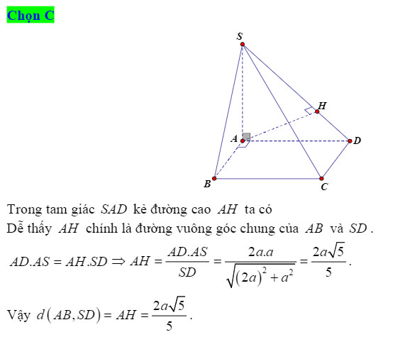 Giải bài 8 về tính khoảng cách giữa hai đường thẳng chéo nhau.